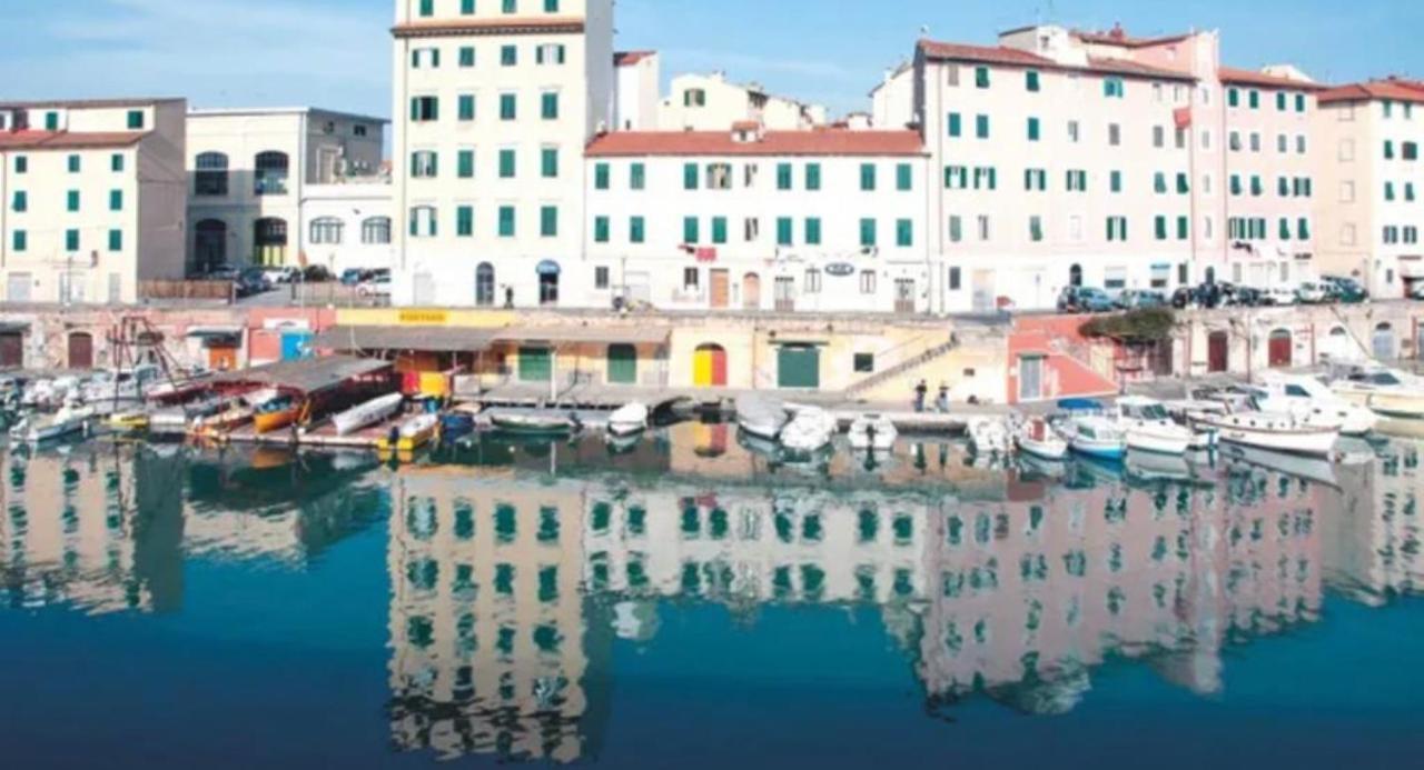 Bright And Large Apartment Via Montegrappa ليفورنو المظهر الخارجي الصورة